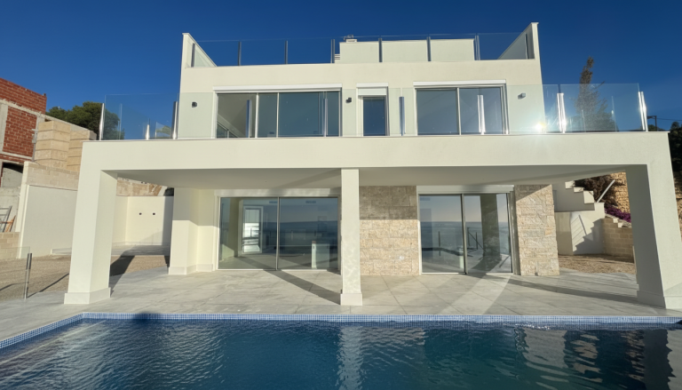 Moderna Villa frente al mar en Campello 72