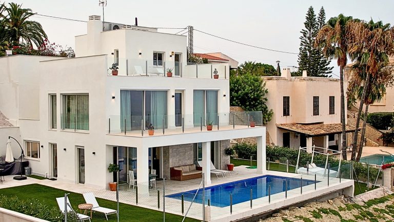 Moderna Villa frente al mar en Campello 74