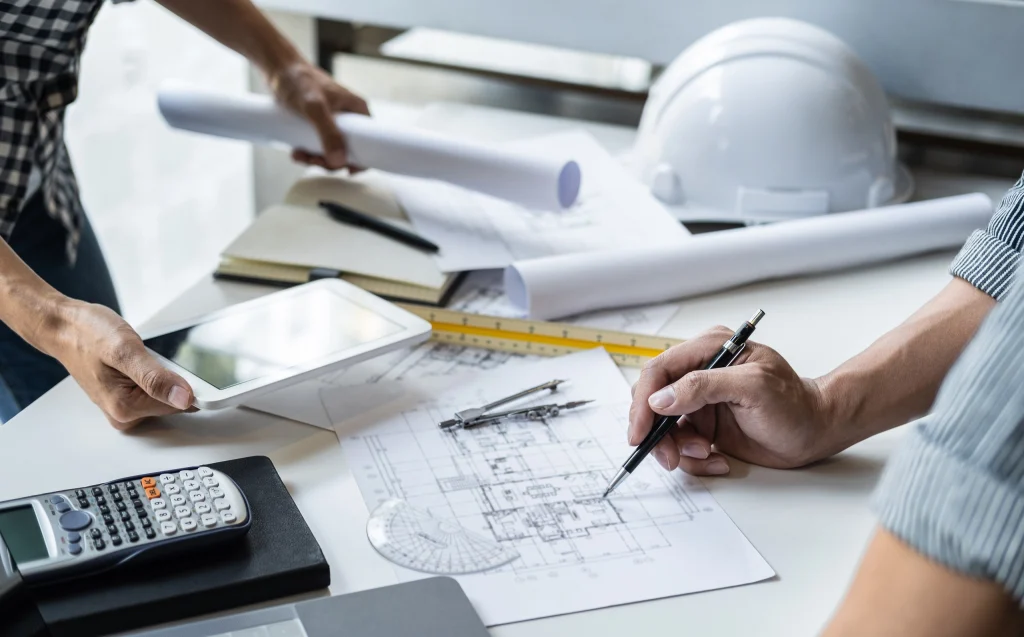 seguros-construccion-personalHOME
